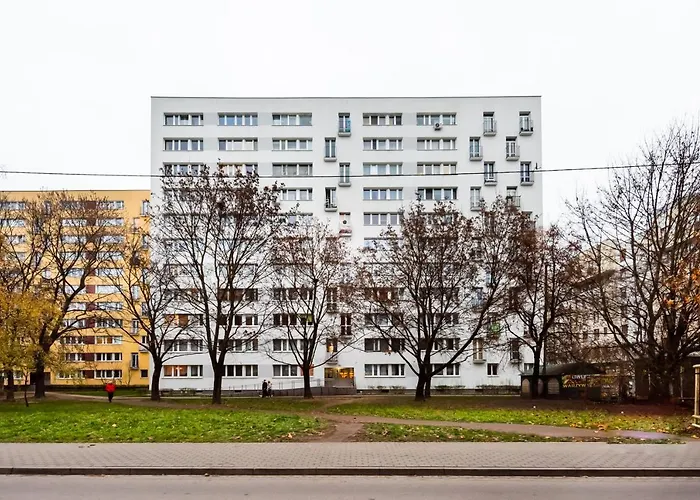 Fort Wola Golden Apartment